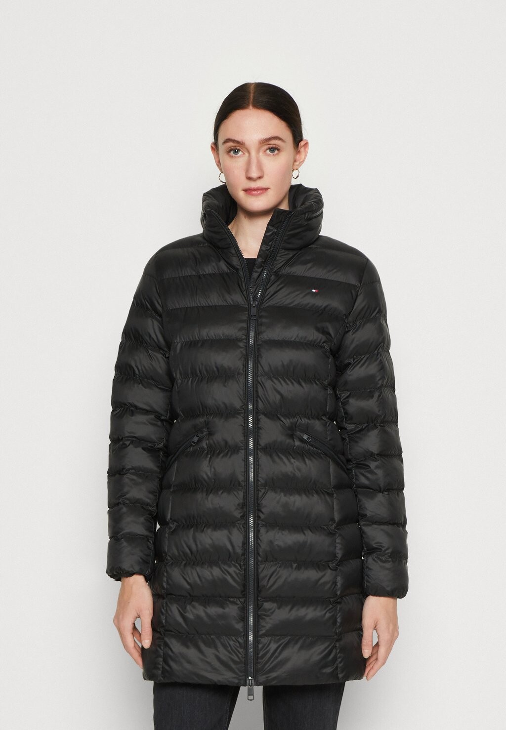 

Зимняя куртка Tommy Hilfiger