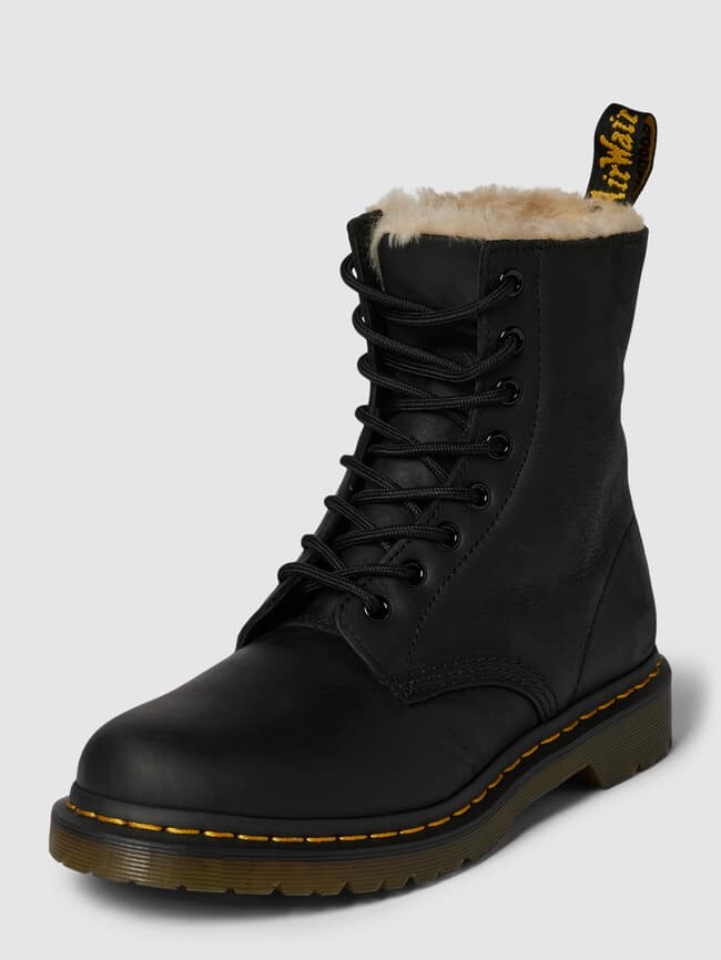 

Ботинки на шнуровке с лейблом Dr. Martens, черный