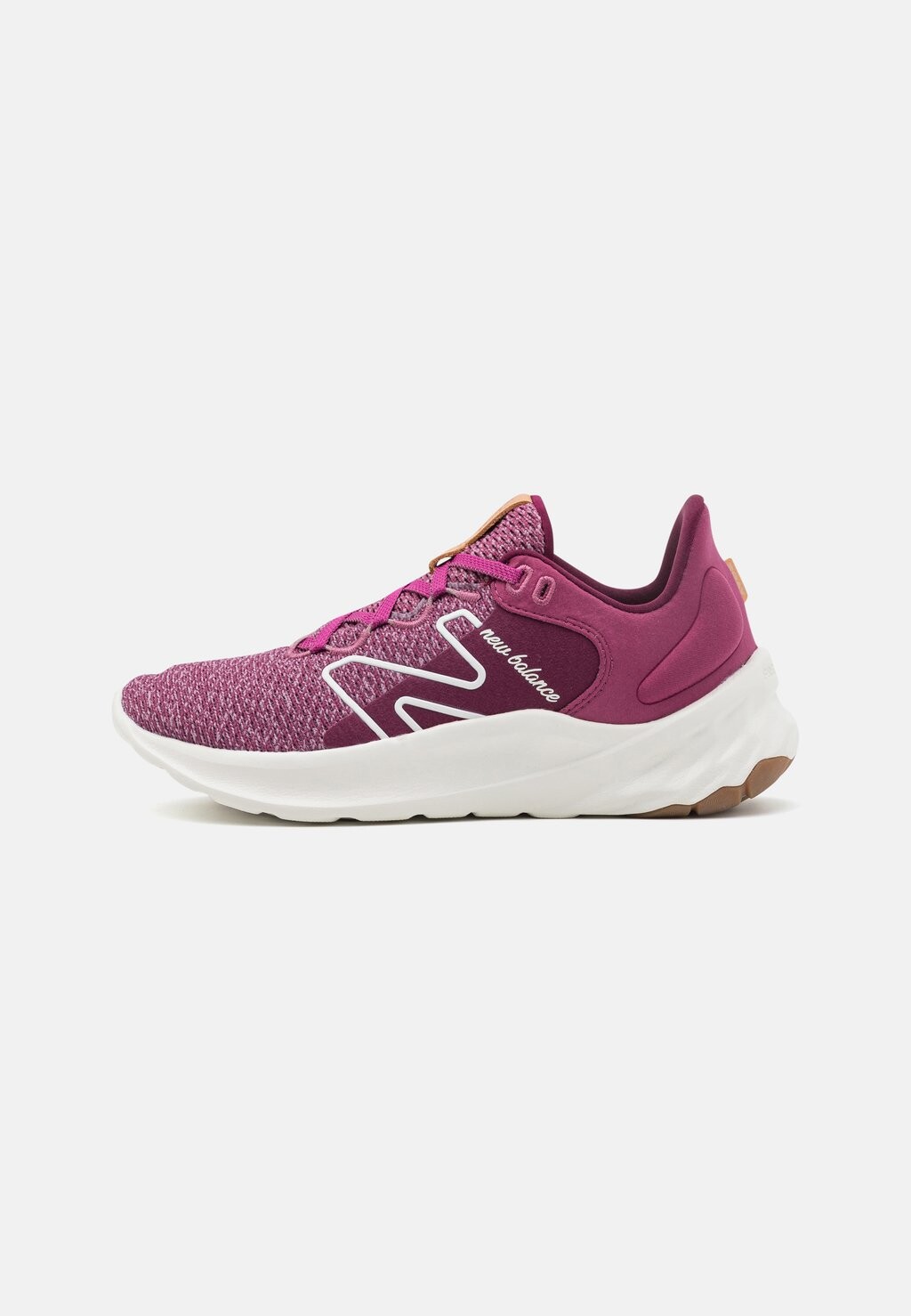 

Кроссовки New Balance