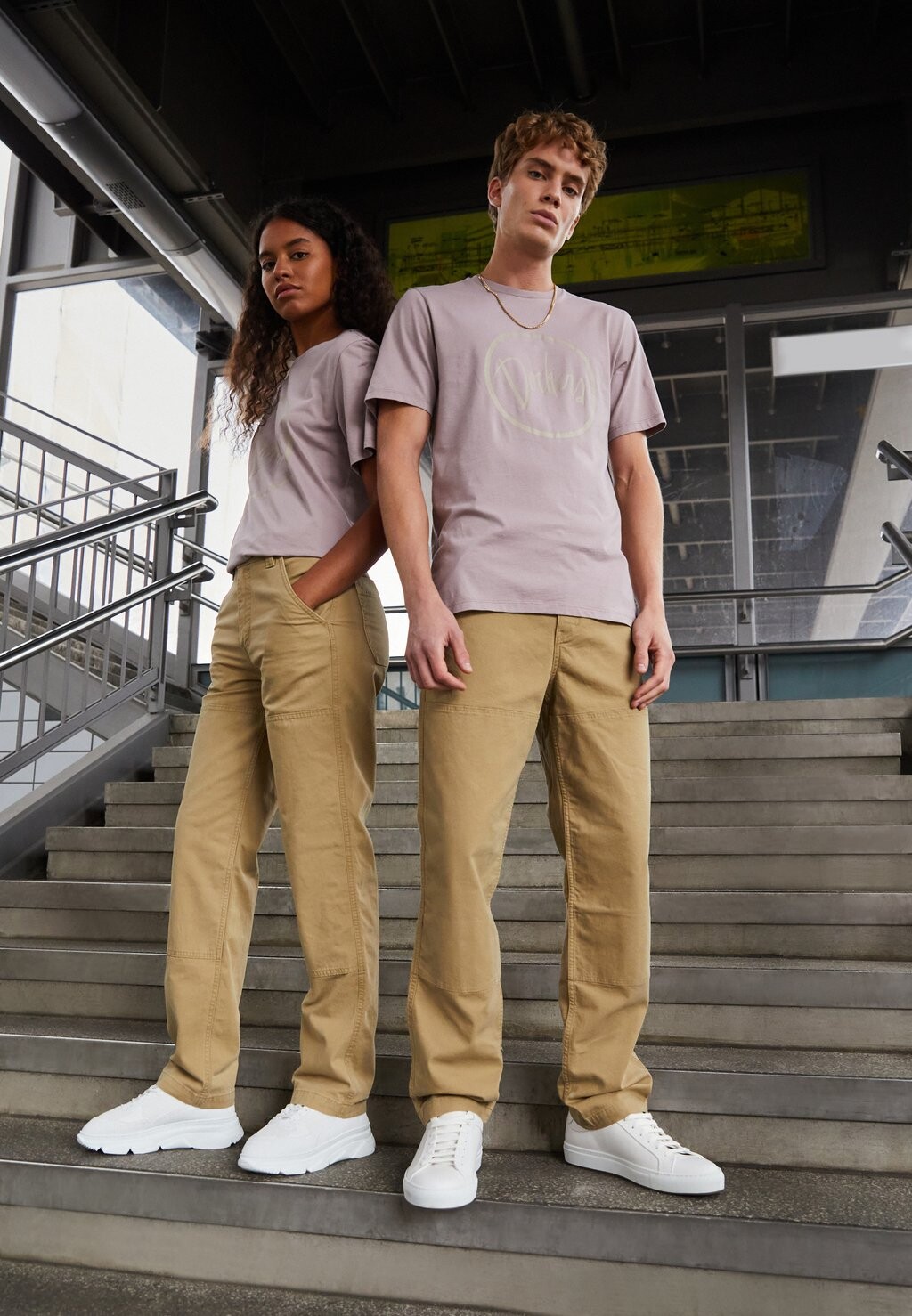 

Джинсы прямого кроя DOCKERS