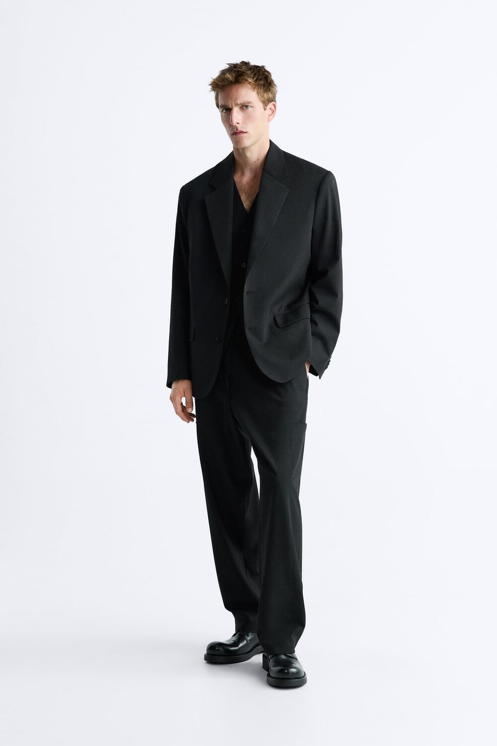 

Брюки-карго свободного кроя ZARA, черный