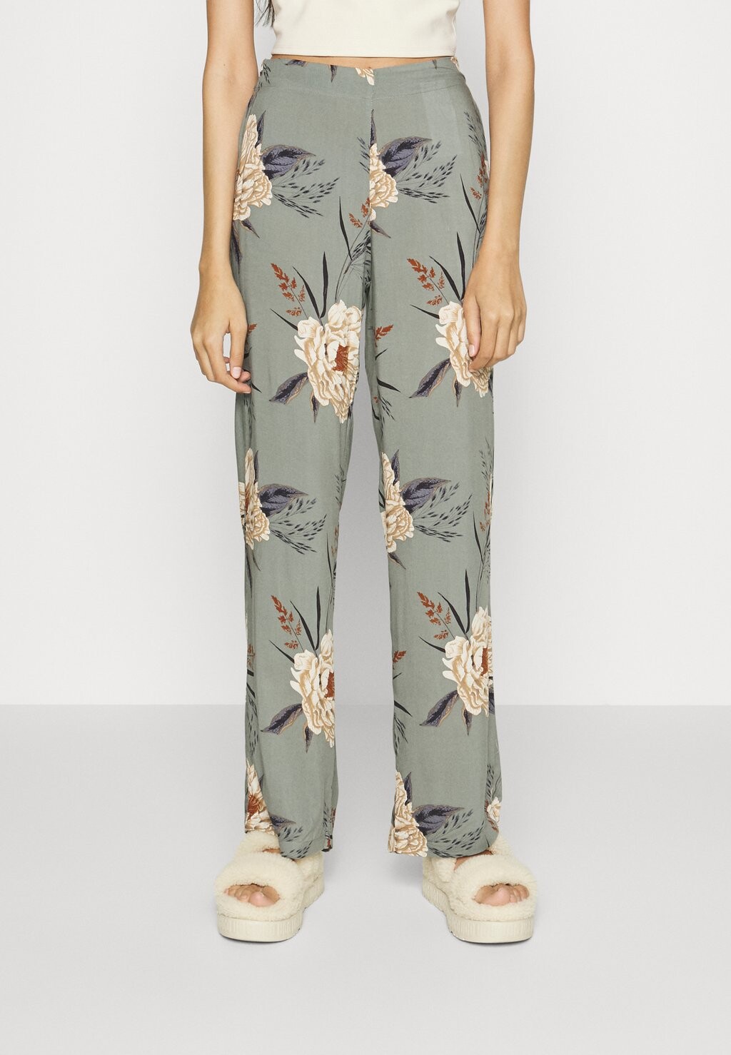 

Брюки Vero Moda
