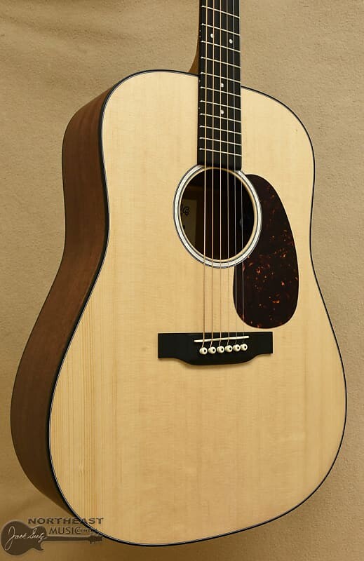 

Акустическая гитара C.F. Martin D-10E Sitka Top Acoustic/ Electric Guitar