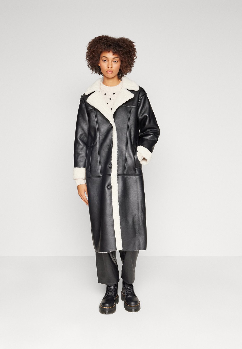Куртка ONLY ONLVIVA BONDED COAT, цвет black detail/pumice stone