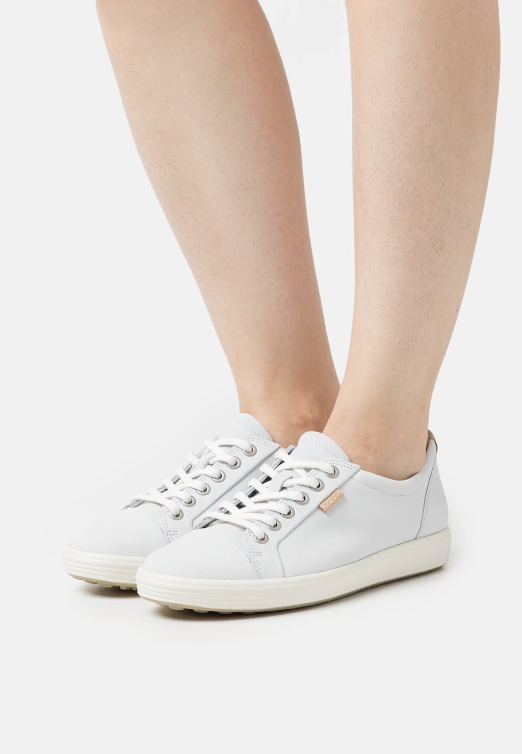 

Кроссовки ECCO