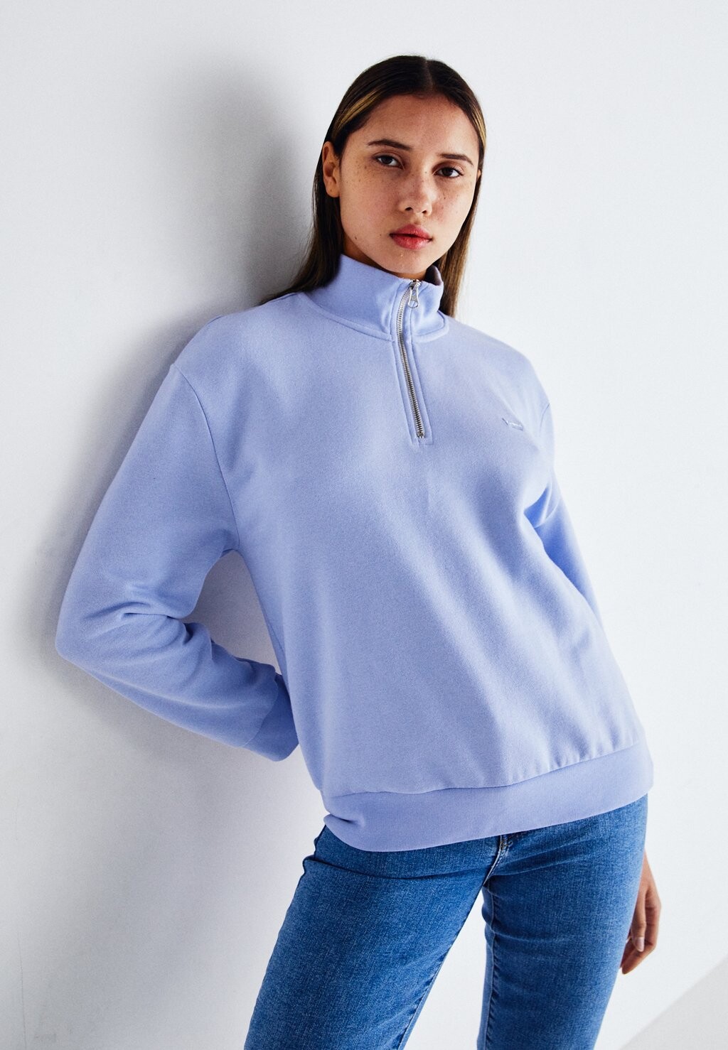 

Толстовка Everyday Zip Levi's, цвет brunnera blue