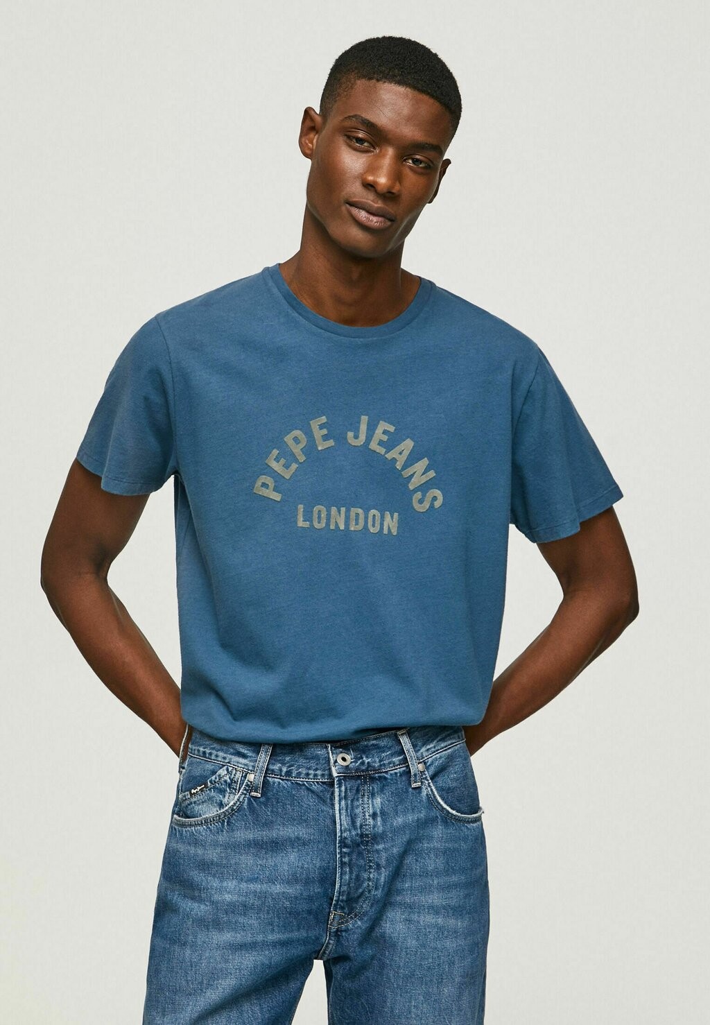 

Футболка с принтом Pepe Jeans, синий
