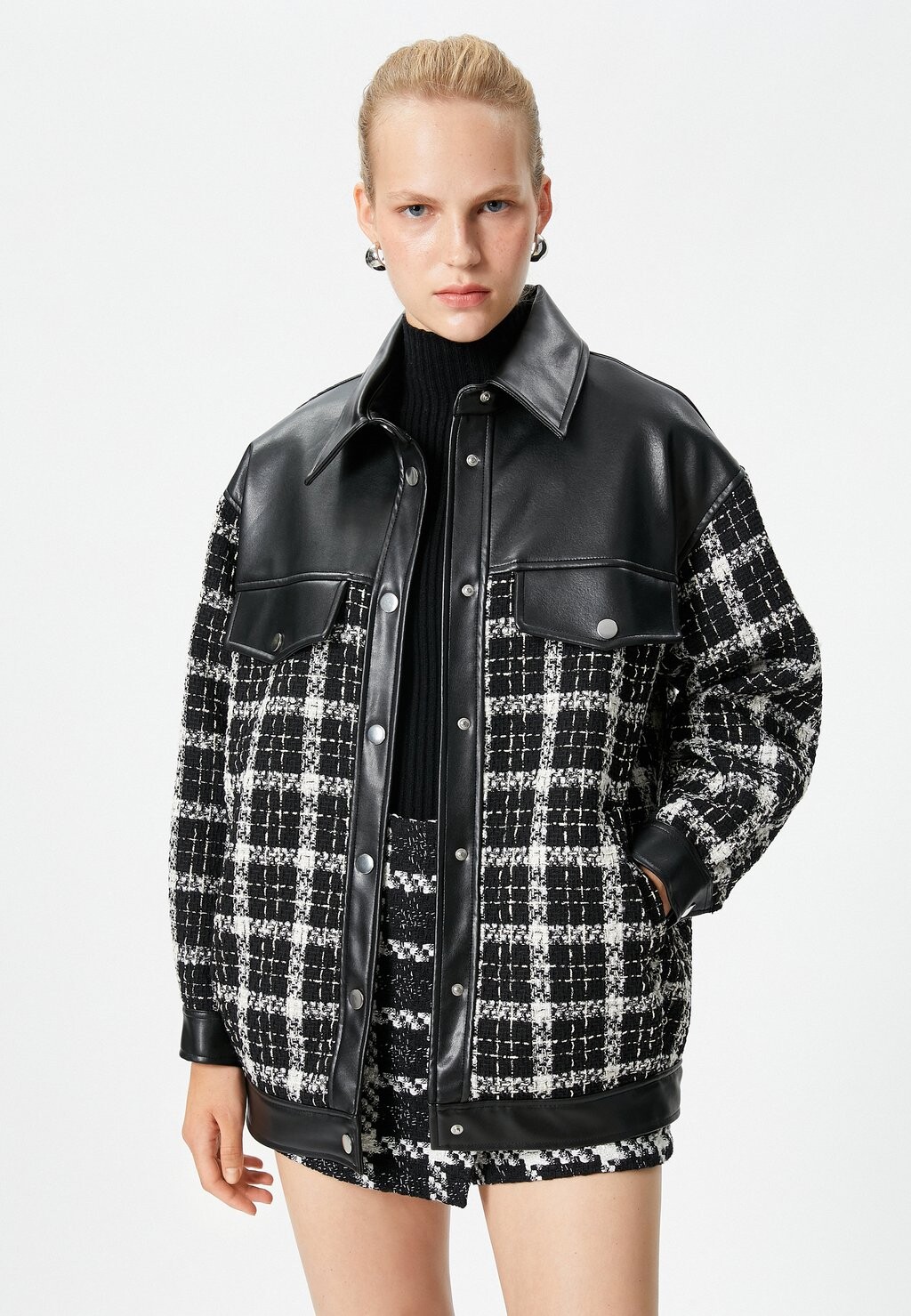 

Легкая куртка Pocket Detail Koton, черный