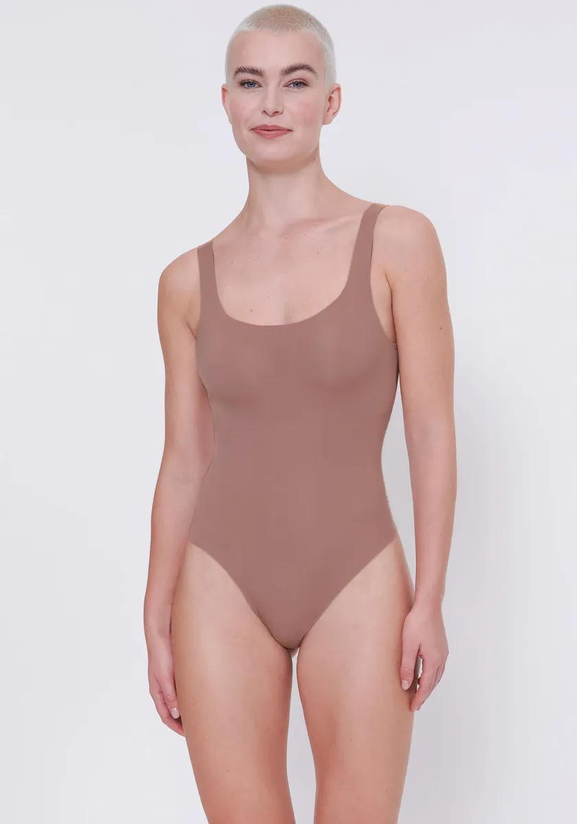 

Sloggi Body "ZERO Feel 2.0 Body", бесшовный и невидимый, цвет Cacao