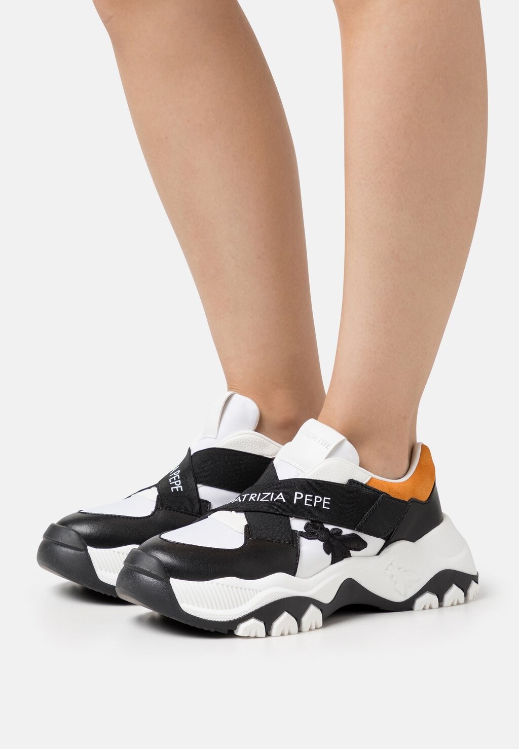 

Кроссовки Patrizia Pepe, цвет black/orange