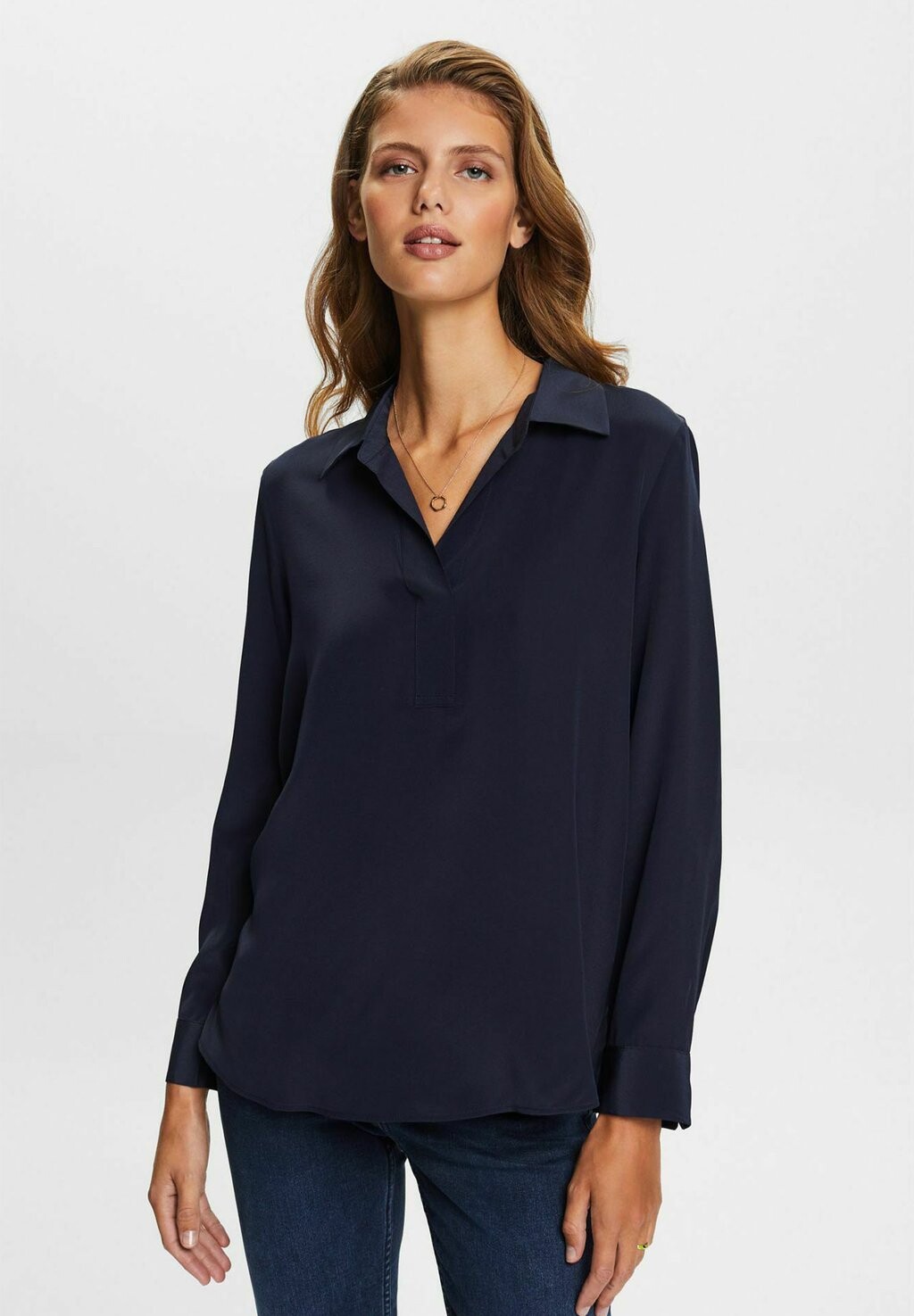 

Блузка Esprit, цвет navy