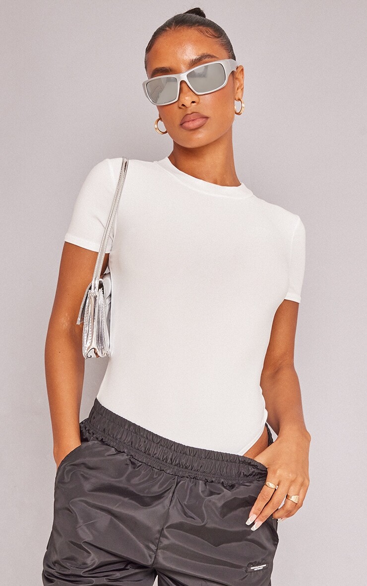 

PrettyLittleThing Белое боди Soft Touch с короткими рукавами