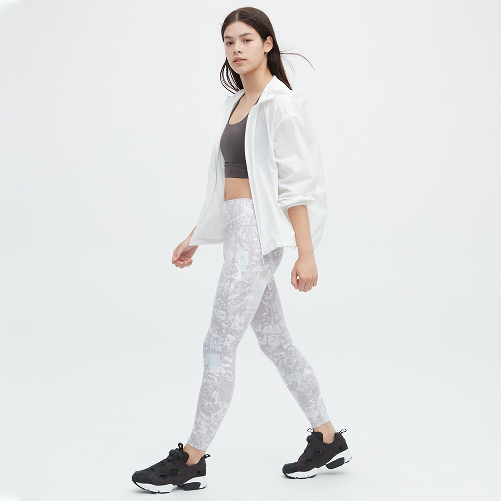 

Куртка Uniqlo водонепроницаемая с защитой от ультрафиолета, белый