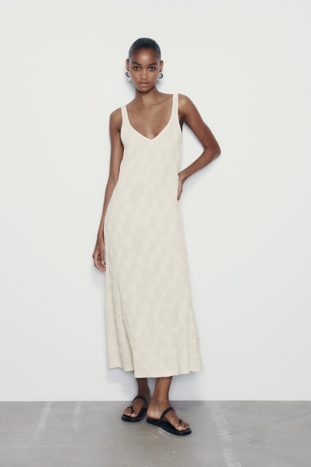 

Платье с ремнями Zara, экрю