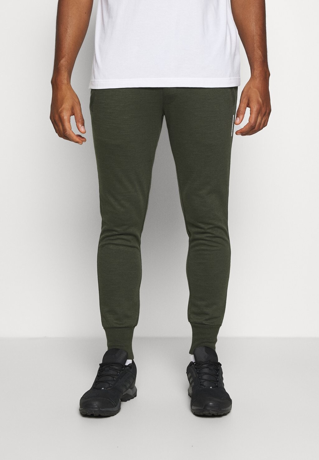 

Спортивные брюки Jack & Jones