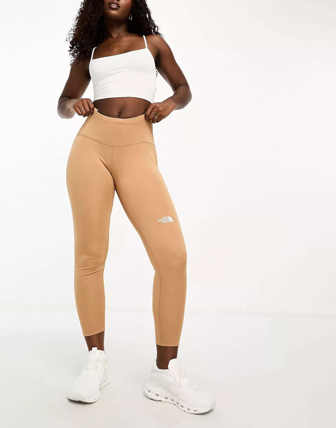 

Бежевые леггинсы с завышенной талией 7/8 The North Face Training Flex