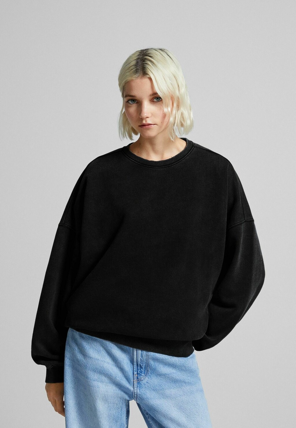

Толстовка с капюшоном Bershka, черный