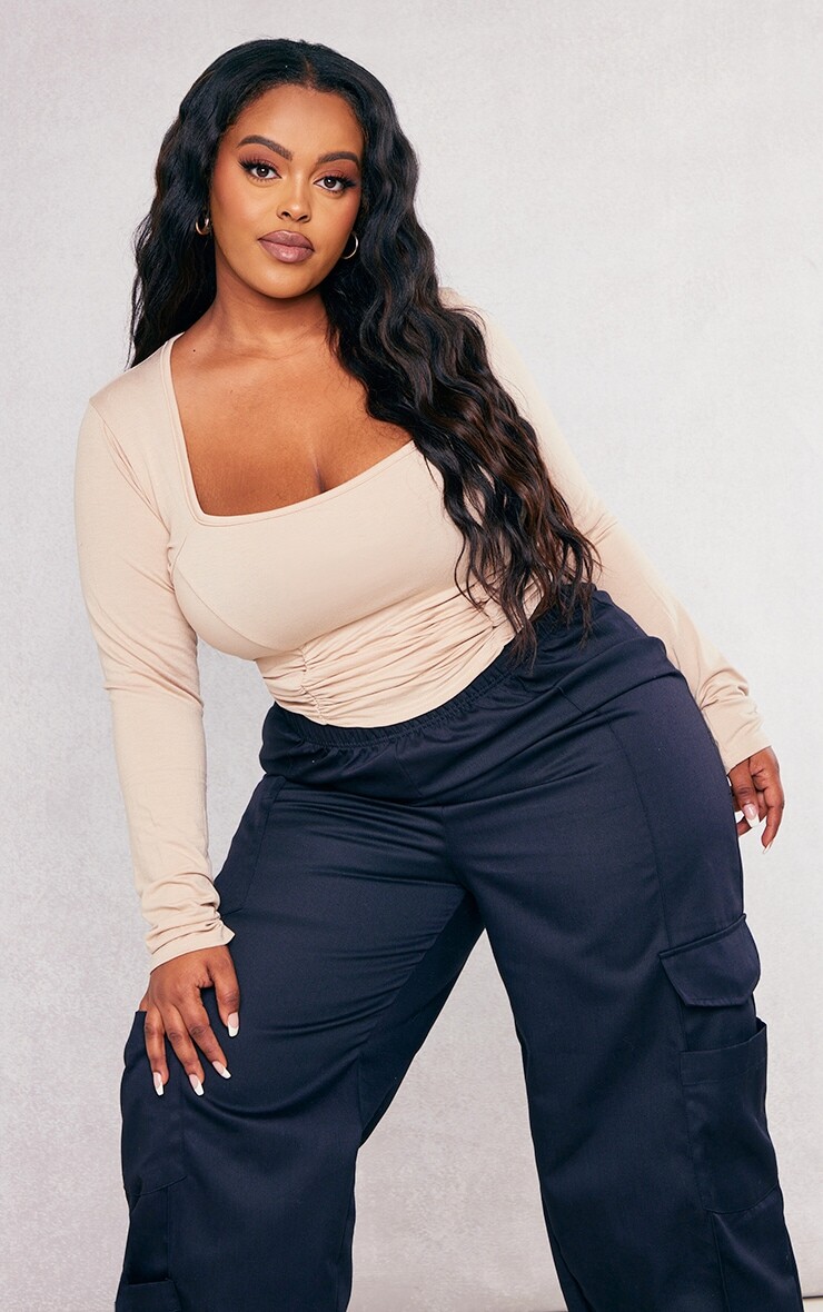 

PrettyLittleThing Топ с овальным вырезом и рюшами Plus Stone