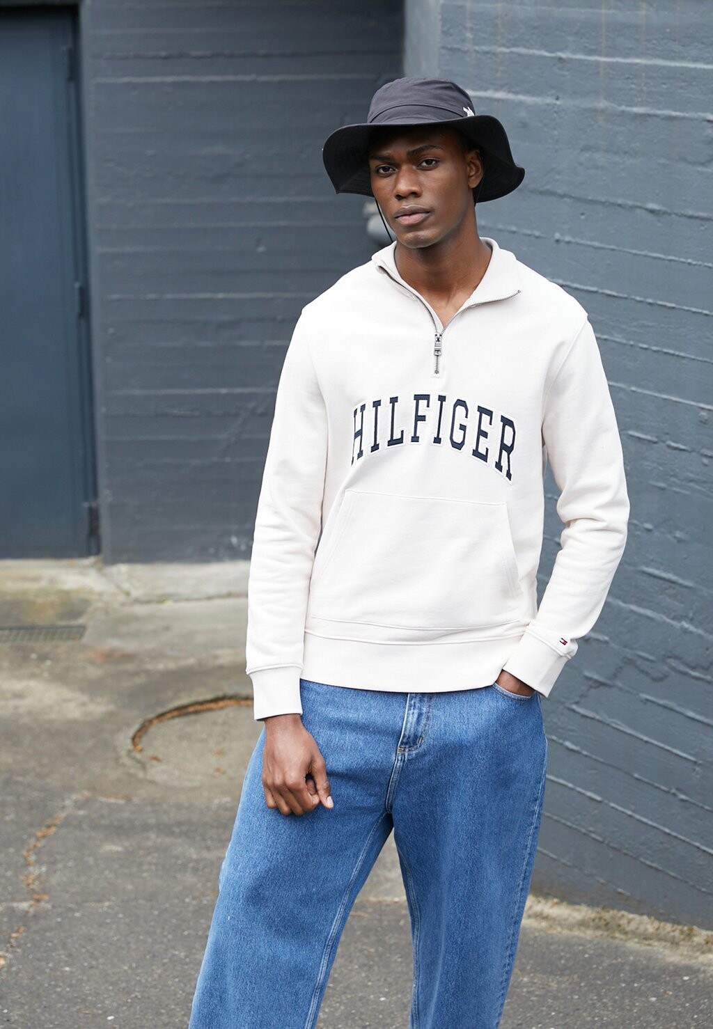 

Толстовка Tommy Hilfiger