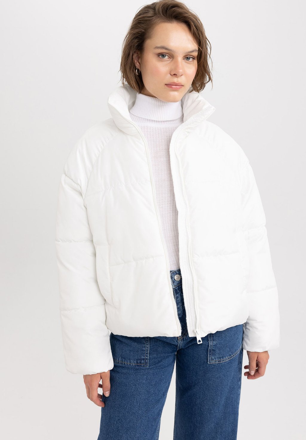 Зимняя куртка Regular Fit DeFacto, белый