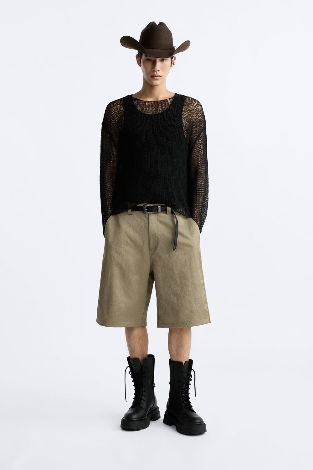 

Свитер с текстурной сеткой ZARA, черный