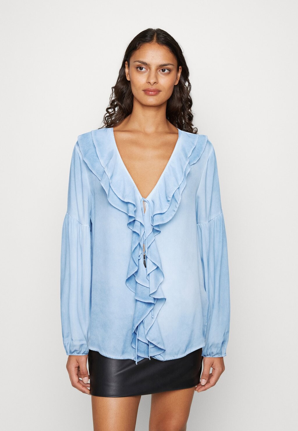 

Блузка Guess