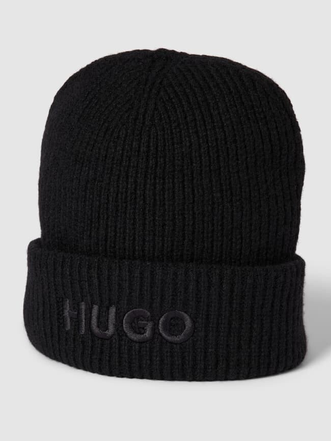 

Шапка с пришивной этикеткой модель "Социальная" HUGO, черный