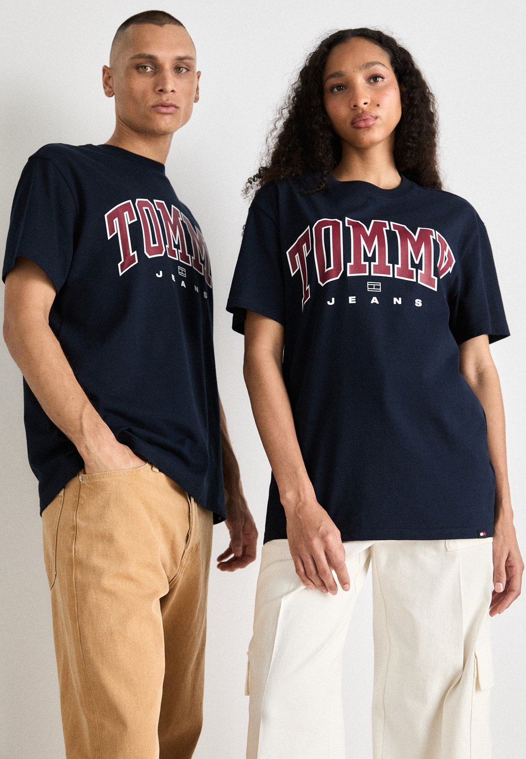 

Футболка с принтом Arch Varsity Tee Unisex Tommy Hilfiger, темно-синий