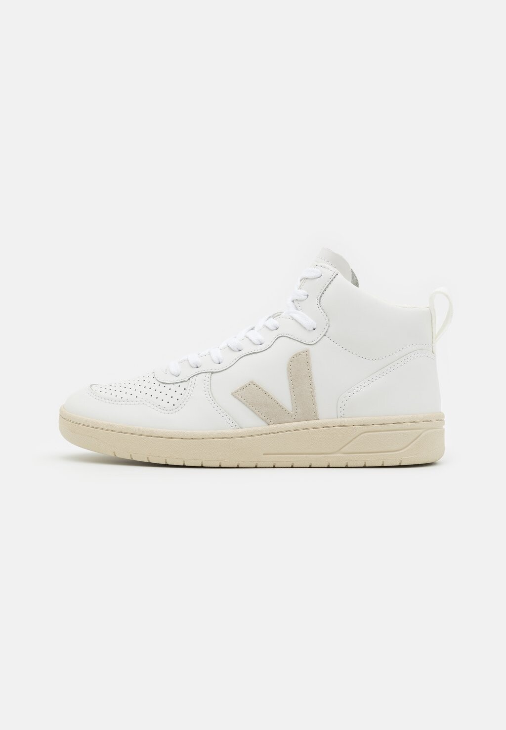 

Высокие кроссовки Veja