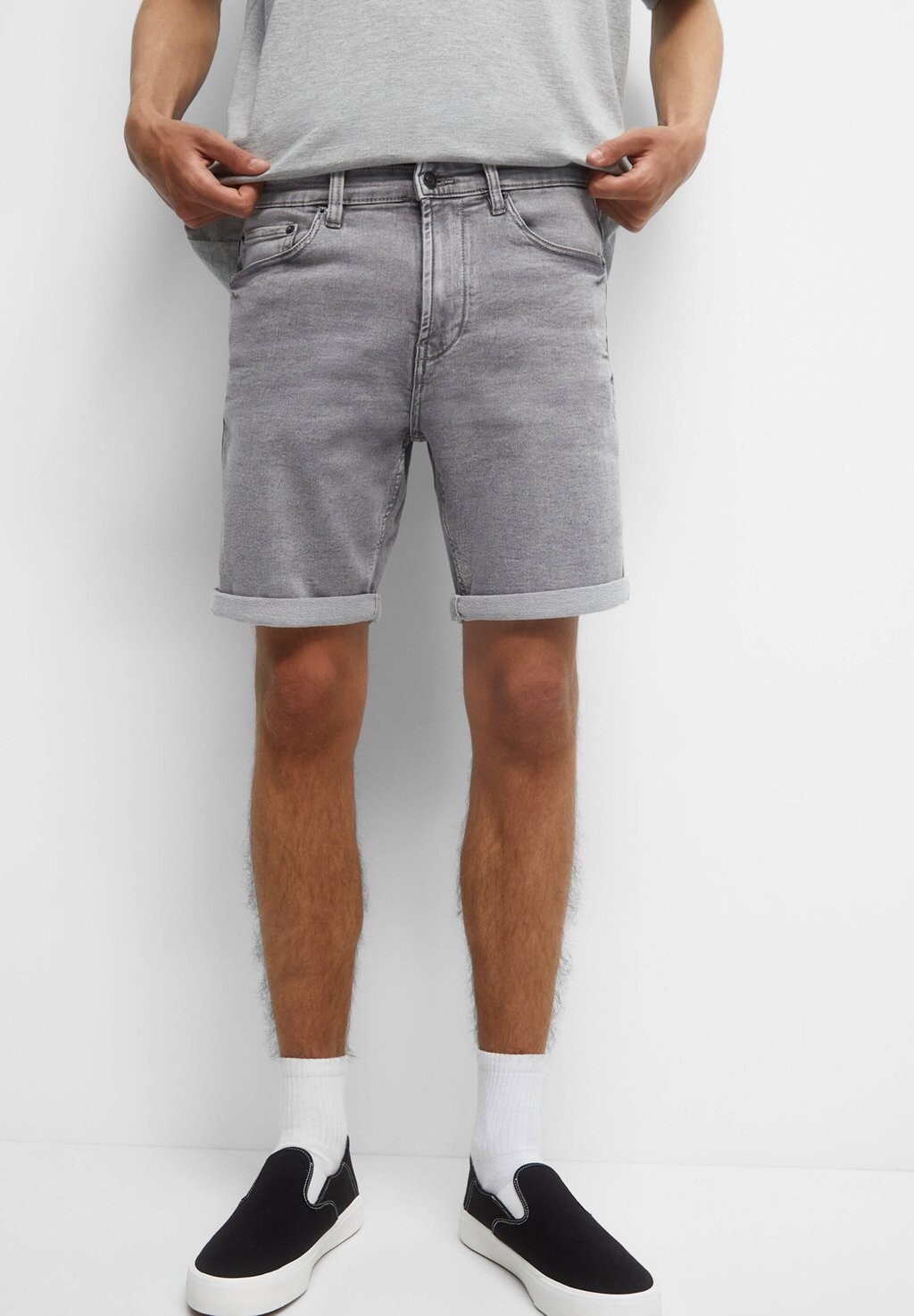 

Джинсовые шорты PULL&BEAR