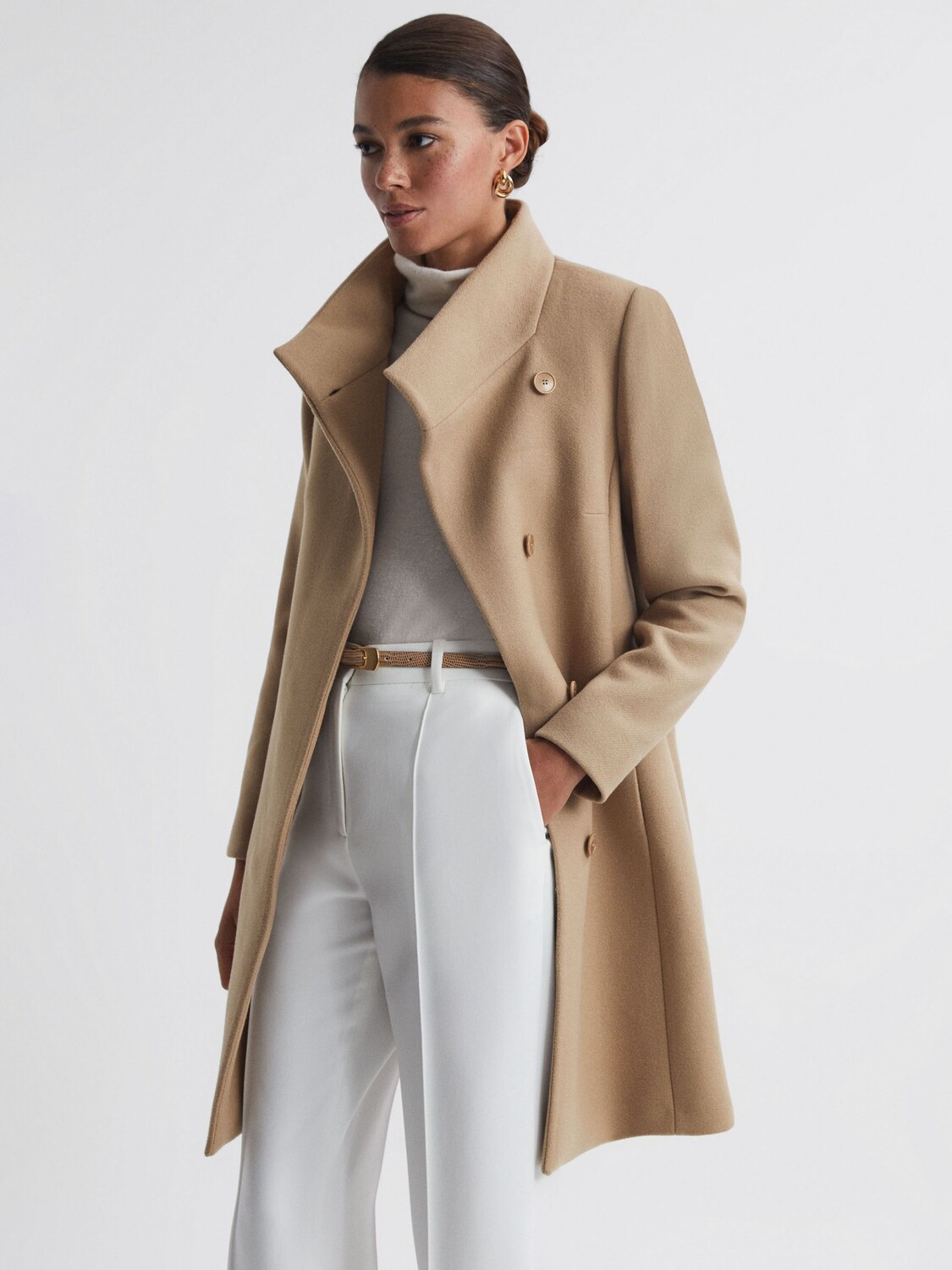 

Индивидуальное пальто Petite Mia из смесовой шерсти Reiss, кэмел