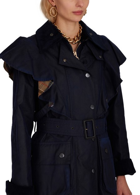 

Из коллаборации с Barbour — куртка с воротником Chloé