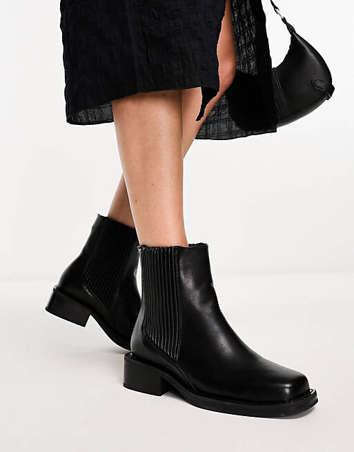 

Черные ботинки челси Simmi London Wide Fit Leroy