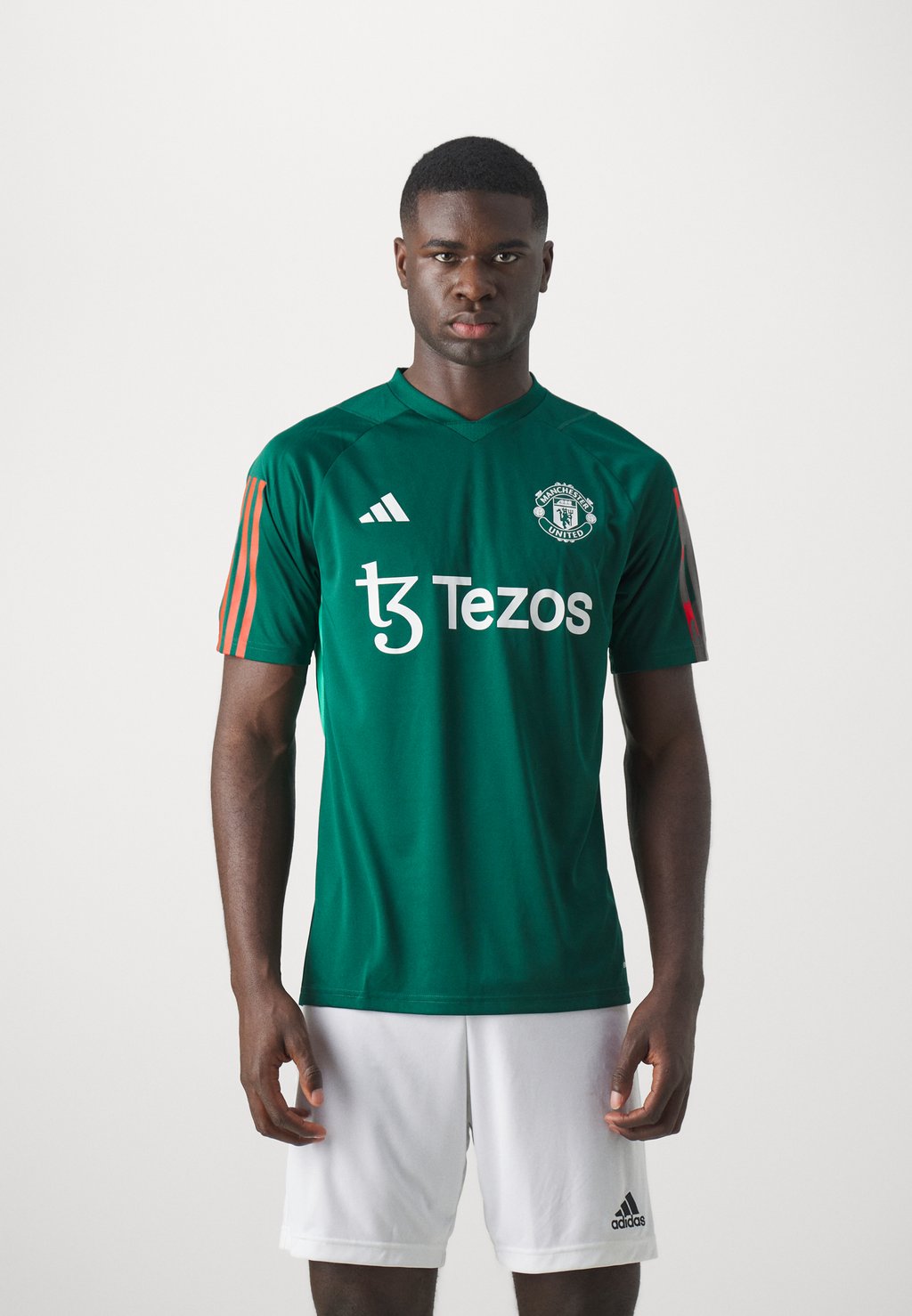 

Футболка Manchester United Training Adidas, цвет collegiate green/core greective red