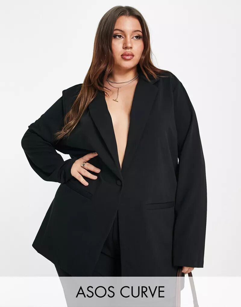 

Черный трикотажный пиджак с напуском ASOS Curve