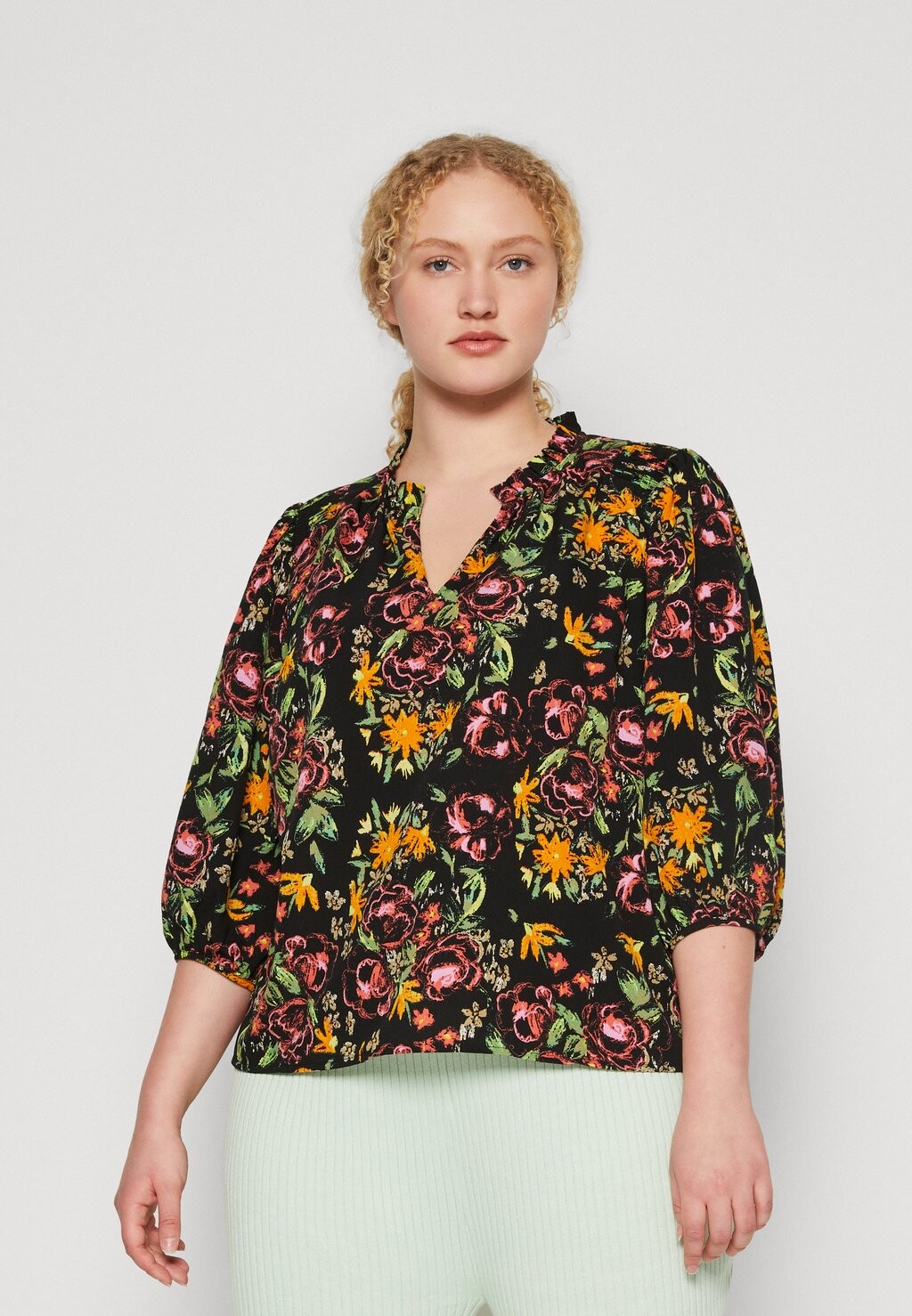 

Блузка Vero Moda