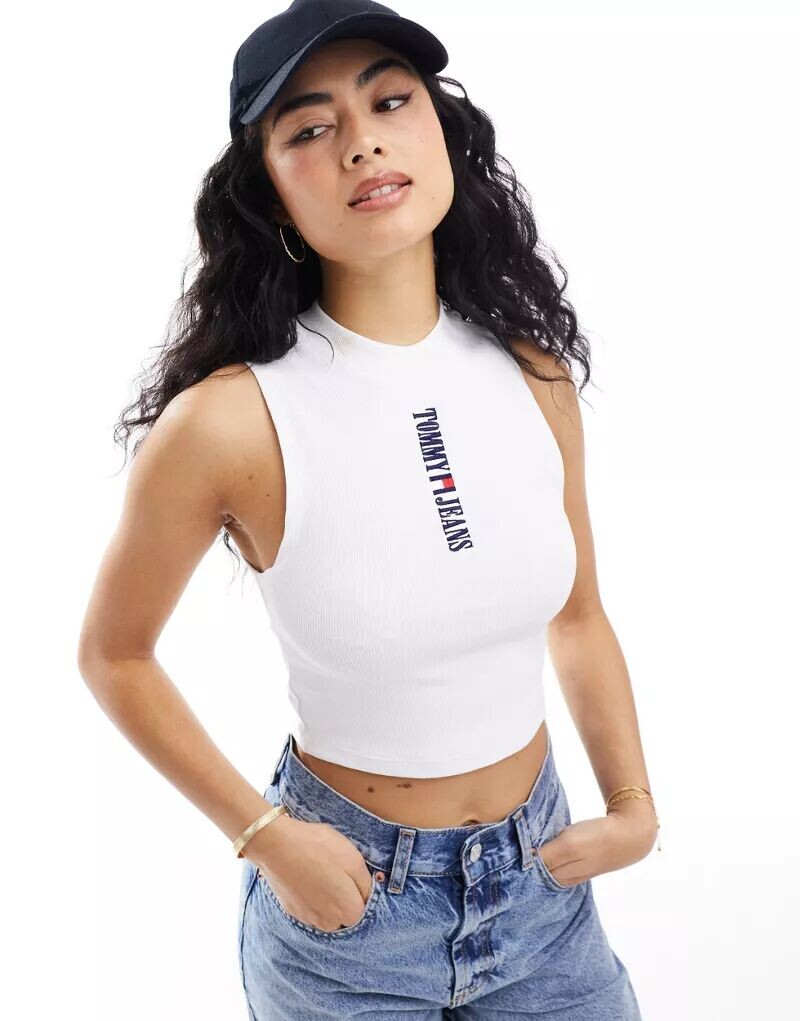 

Белая майка в стиле ретро Tommy Jeans