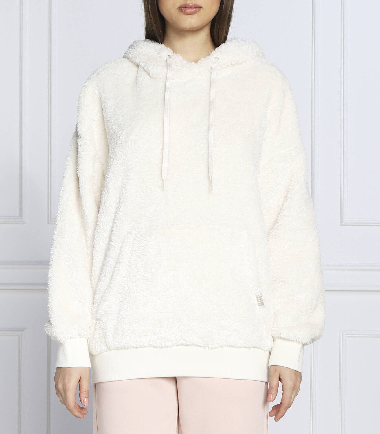 

Толстовка UGG LOYRA SHERPA Regular Fit, белый