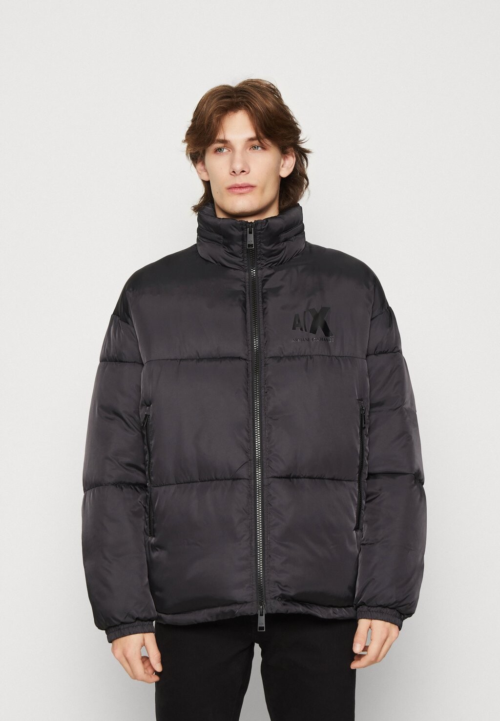 

Зимняя куртка Armani Exchange