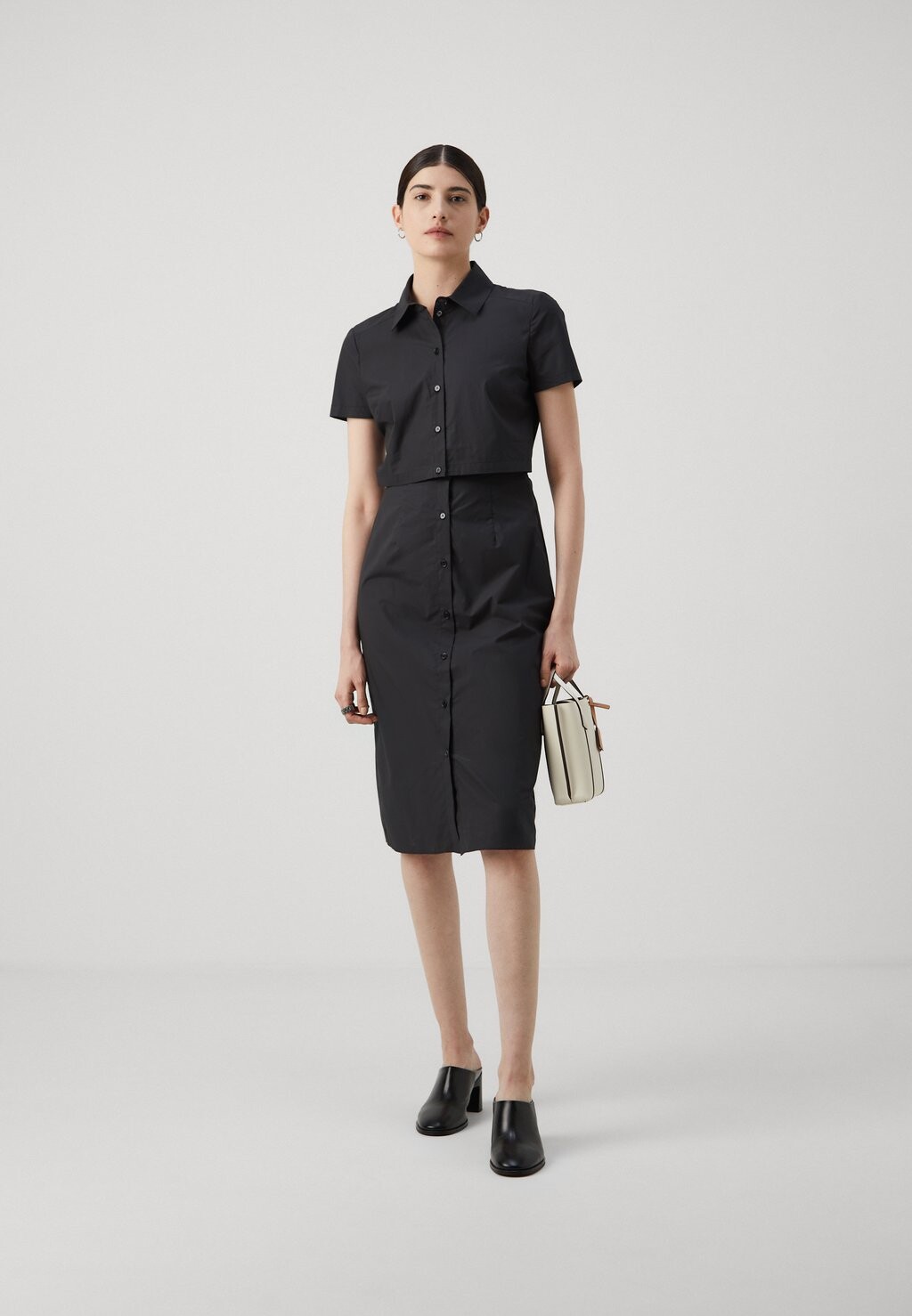 

Платье-рубашка Abito Dress Patrizia Pepe, черный
