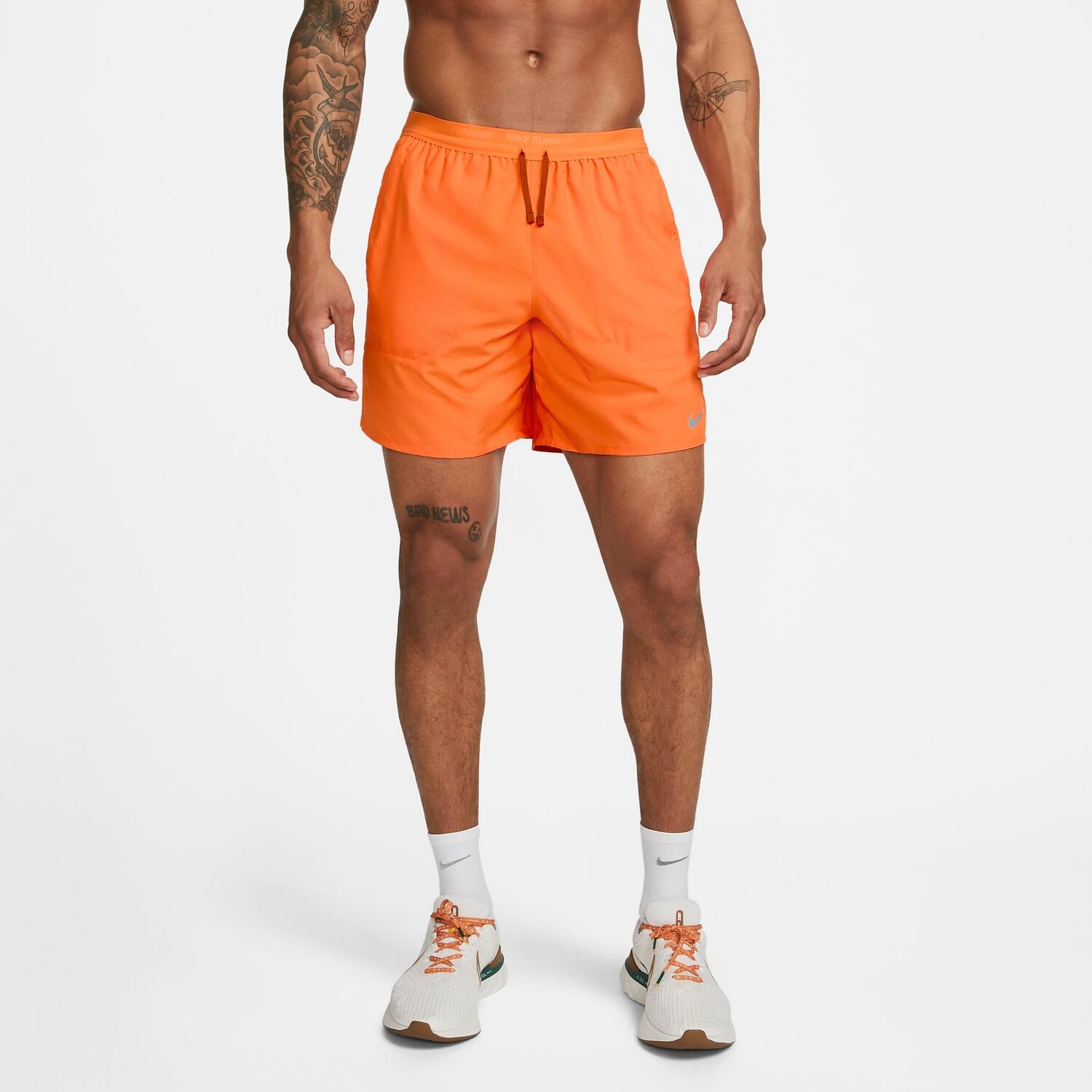 

Мужские шорты для бега Nike Dri-FIT Stride 2-в-1 7 дюймов, апельсин