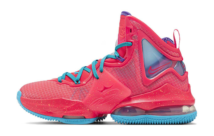 

Женские баскетбольные кроссовки Nike Lebron 19