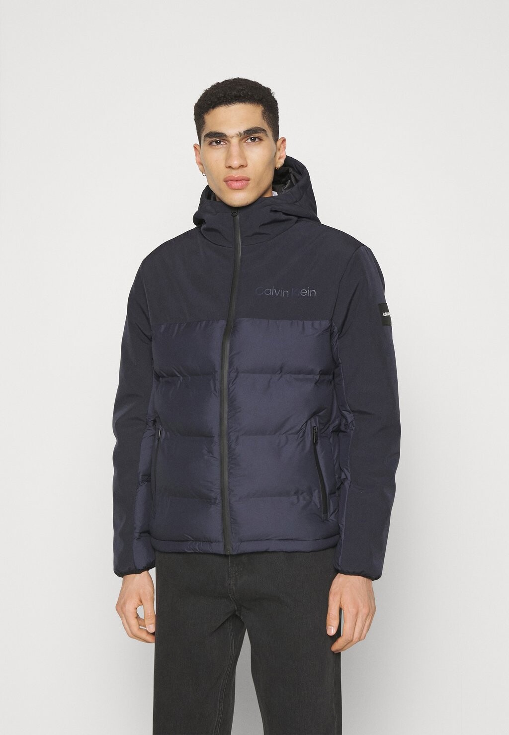 

Куртка Calvin Klein КУРТКА MIX MEDIA QUILT HOOD, цвет night sky