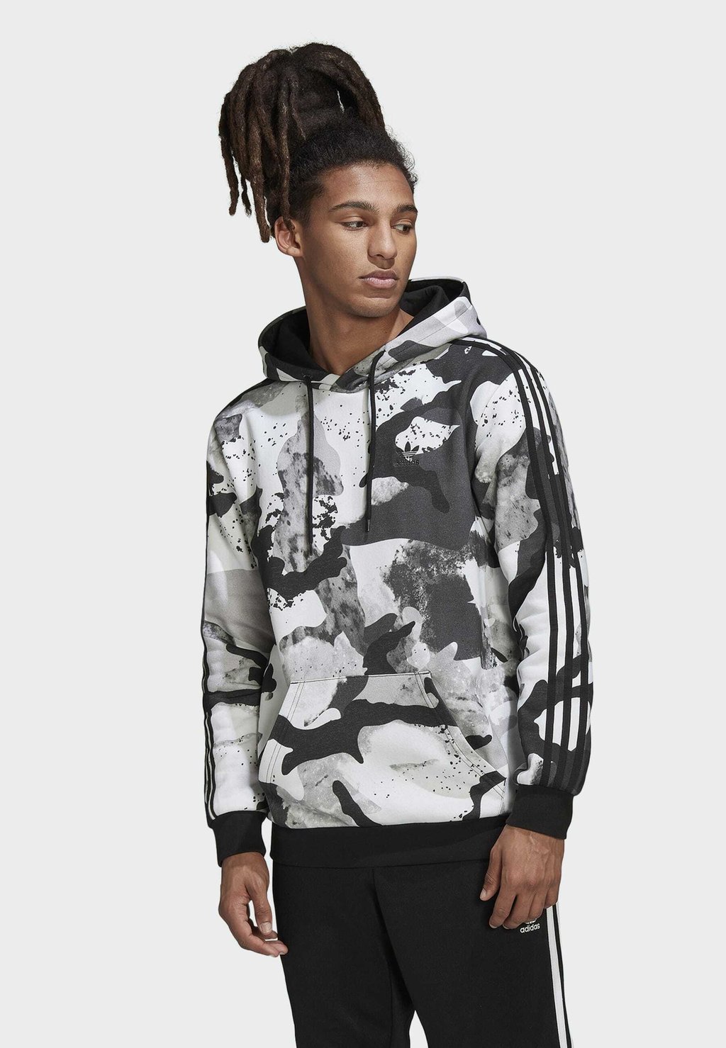 

Толстовка adidas Originals CAMO AOP, белый