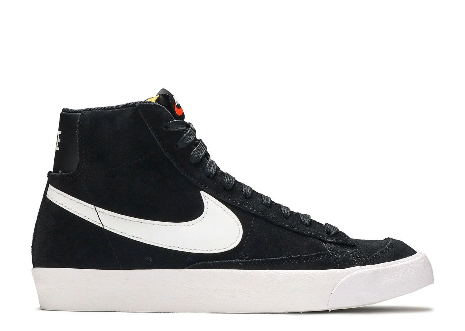 

Кроссовки Nike Blazer Mid '77 Suede 'Black White', черный