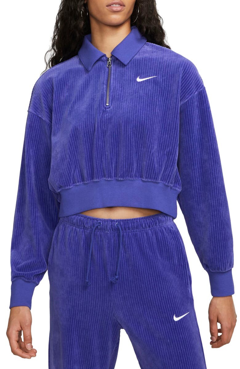 

Укороченный велюровый пуловер в рубчик с молнией на четверть NIKE