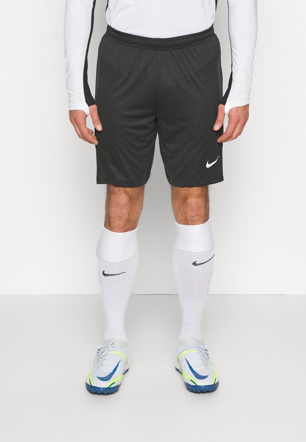 

Спортивные шорты Nike Strike Short, черный / антрацит