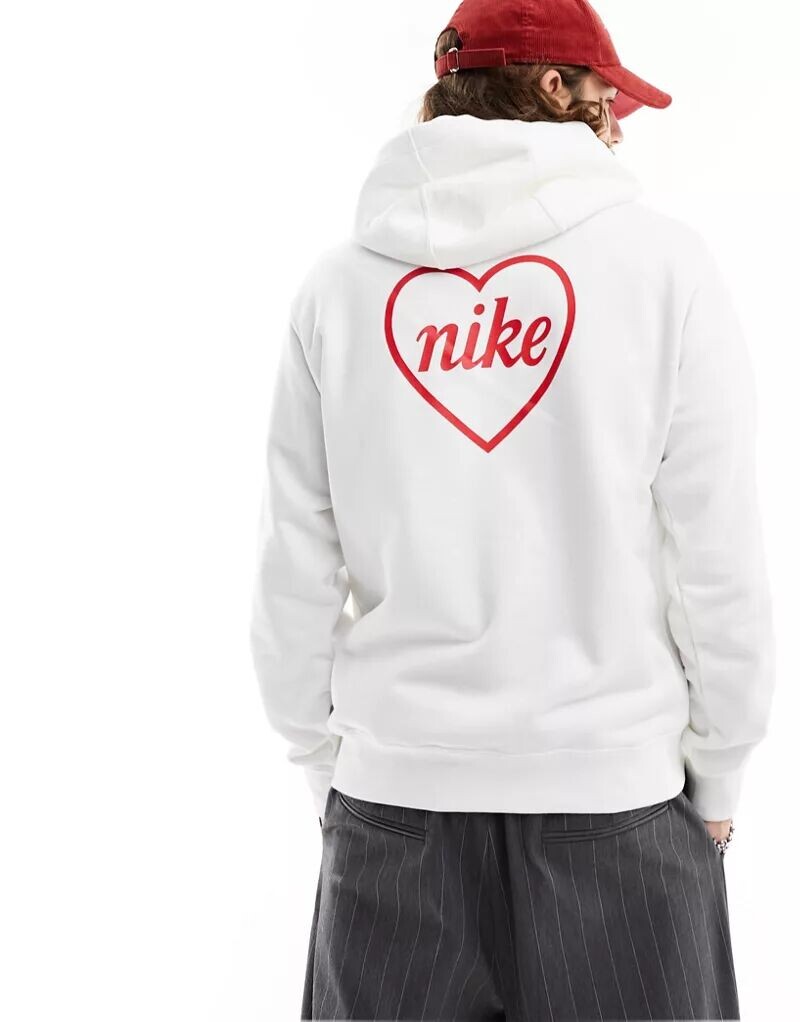 

Толстовка Nike с галочкой и сердечком