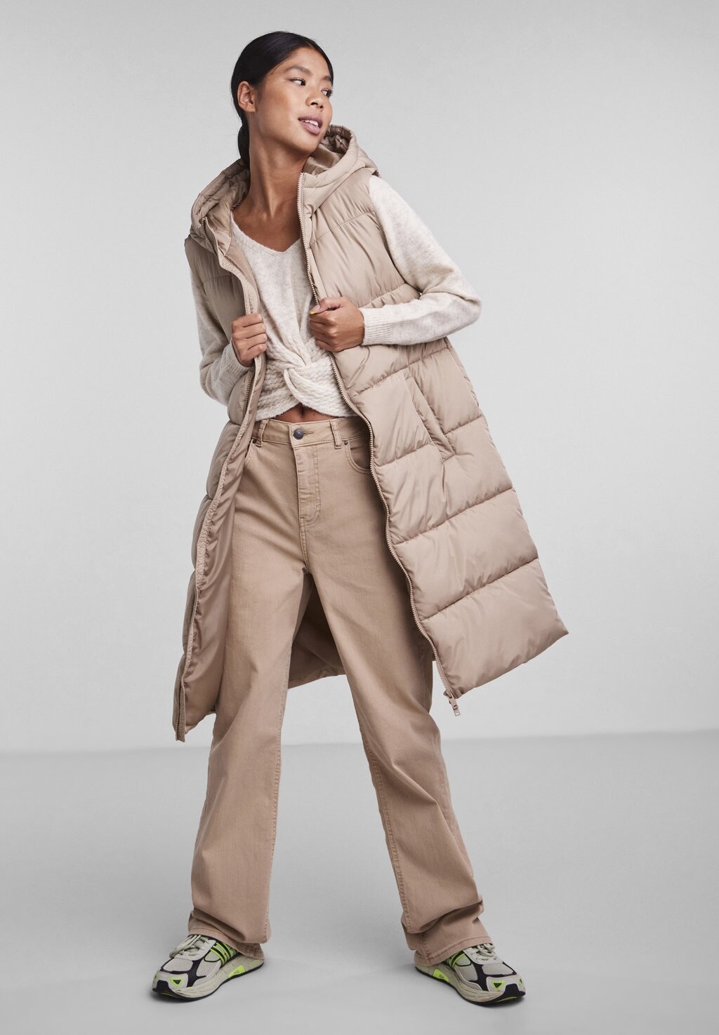 

Жилет Pieces PCBEE NEWLONG PUFFER, цвет silver mink