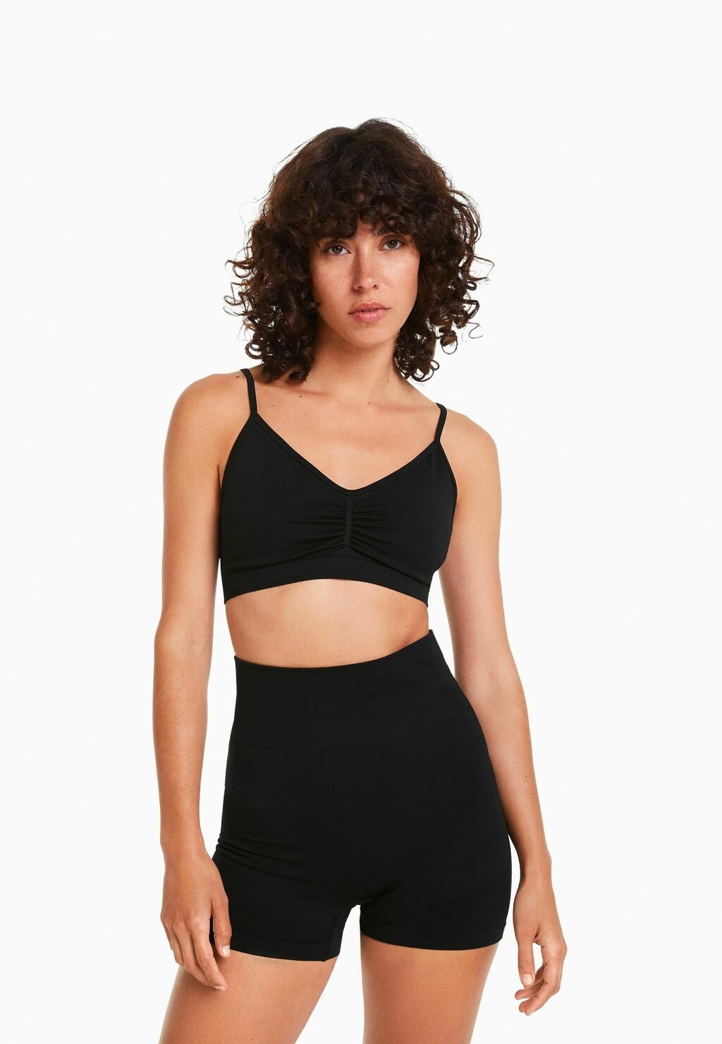

Топ Bershka, черный